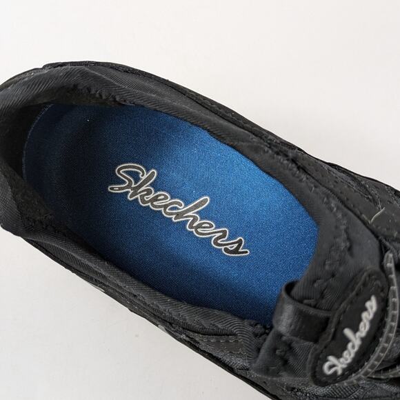 Skechers Womens Sz7 Shoes Black Slip On Tennis Runner Memory Foam Leather Comfy - Picture 7 of 13